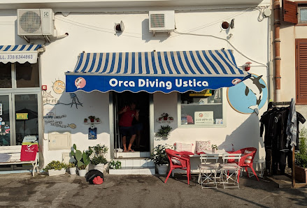 Orca Diving Ustica Via Cristoforo Colombo, 39, 90010 Ustica PA, Italia