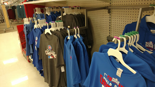 Shopping Mall «Addison Mall», reviews and photos, 2970 W Addison St, Chicago, IL 60618, USA