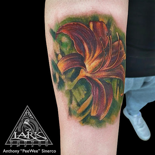 Tattoo Shop «Lark Tattoo», reviews and photos, 1610 Old Country Rd, Westbury, NY 11590, USA