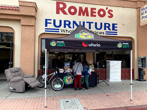 Romeo's Furniture & Appliances