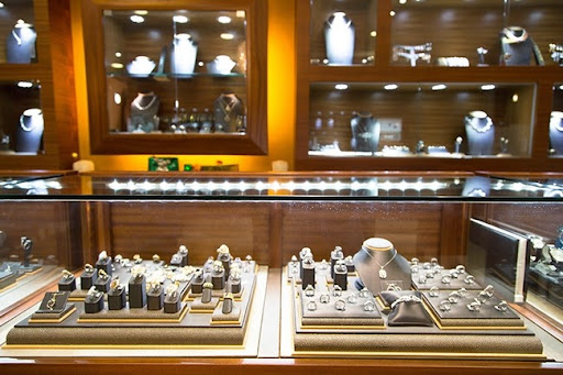 Gold Dealer «Marinelli Jewelers Inc», reviews and photos, 7 Eastport-Manor Rd, Eastport, NY 11941, USA