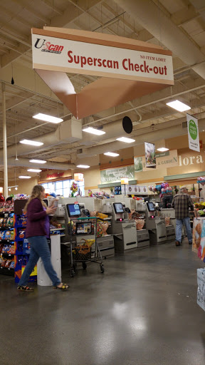 Grocery Store «Fred Meyer», reviews and photos, 325 5th St, Brookings, OR 97415, USA