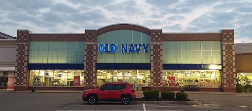 Old Navy, 8306 Tamarack Village, Woodbury, MN 55125, USA, 