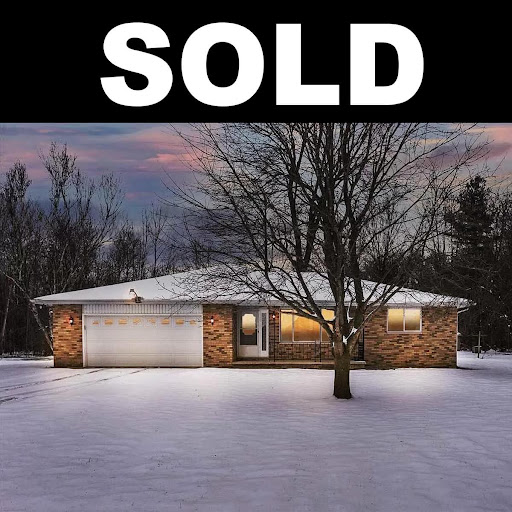 Real Estate Agency «Jennifer Lasco - Real Estate - Homes For Sale - Michigan», reviews and photos, 101 N Adelaide St, Fenton, MI 48430, USA