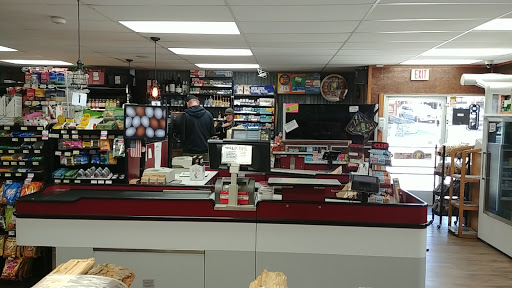 Grocery Store «Idyllwild Village Market, Deli & Pizzeria», reviews and photos, 26000 CA-243, Idyllwild, CA 92549, USA