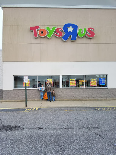 Shopping Mall «Lynnhaven North Shopping Center», reviews and photos, 2720 N Mall Dr, Virginia Beach, VA 23452, USA