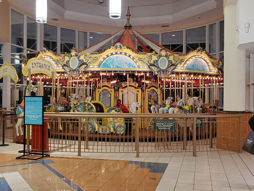 Shopping Mall «Willow Grove Park Mall», reviews and photos, 2500 W Moreland Rd, Willow Grove, PA 19090, USA