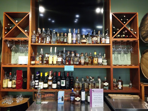 Liquor Store «Beach Liquors», reviews and photos, 1257 Airport Rd, Destin, FL 32541, USA
