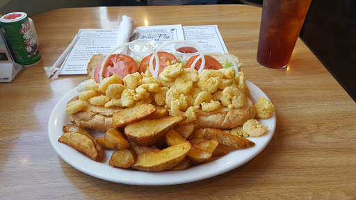 Seafood Restaurant «Blow fly inn», reviews and photos, 1201 Washington Ave, Gulfport, MS 39507, USA
