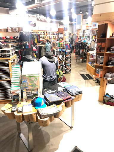Outdoor Sports Store «Pro Ski and Mountain Service», reviews and photos, 108 W North Bend Way, North Bend, WA 98045, USA