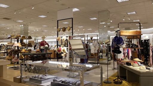 Department Store «Nordstrom Oakbrook Center», reviews and photos, 10 Oakbrook Center, Oak Brook, IL 60523, USA