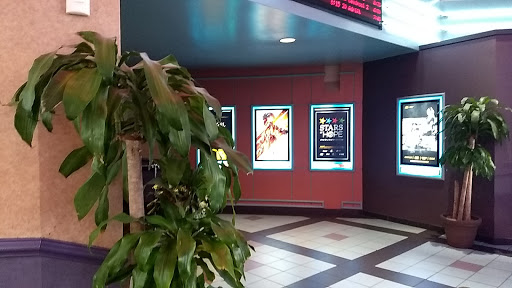 Movie Theater «Regal Cinemas Winter Park Village 20 & RPX», reviews and photos, 510 N Orlando Ave, Winter Park, FL 32789, USA