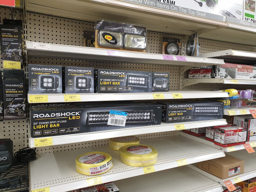 Hardware Store «Harbor Freight Tools», reviews and photos, 3909 S Campbell Ave, Springfield, MO 65807, USA