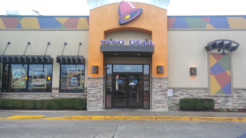 Taco Bell 72209