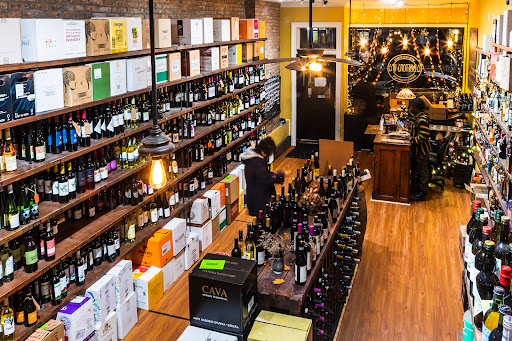 Wine Store «Bottoms Up Wine & Spirits», reviews and photos, 731 Franklin Ave, Brooklyn, NY 11238, USA