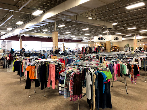 Thrift Store «Ditto Upscale Resale», reviews and photos, 571 E 8th St, Holland, MI 49423, USA
