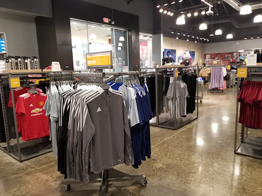 Shoe Store «Adidas», reviews and photos, 447 Great Mall Dr #556, Milpitas, CA 95035, USA