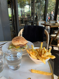 Hamburger du Restaurant français Le Choupinet à Paris - n°6