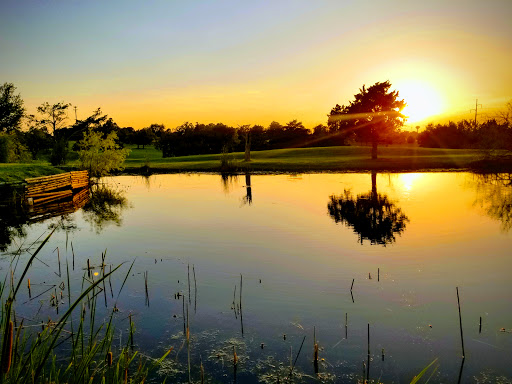 Golf Course «Broadmoore Golf Course», reviews and photos, 500 Willow Pine Dr, Moore, OK 73160, USA