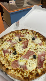 Photos du propriétaire du Pizzas à emporter Au Bon Léon - Pizza Snack CASTILLO à Six-Fours-les-Plages - n°1