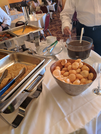 Indian Restaurant «Maharaja», reviews and photos, 1550 N Farwell Ave, Milwaukee, WI 53202, USA