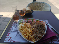 Plats et boissons du La place restaurant kebab à Montereau-Fault-Yonne - n°4