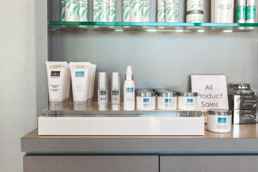 Laser Hair Removal Service «Pure Vanity Spa», reviews and photos, 20511 N Hayden Rd, Scottsdale, AZ 85255, USA