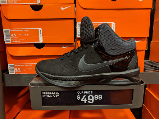 Clothing Store «Nike Factory Store», reviews and photos, 4250 W Anthem Way #375, Anthem, AZ 85086, USA