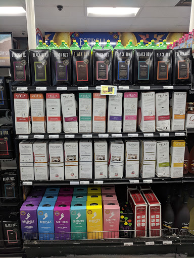 Liquor Store «Grand Liquors», reviews and photos, 1328 Grand Ave, Waukegan, IL 60085, USA