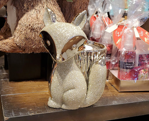 Beauty Supply Store «Bath & Body Works», reviews and photos, 34986 Midway Outlet Dr, Rehoboth Beach, DE 19971, USA