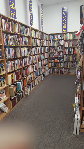 Book Store «Half Price Books», reviews and photos, 711 N Hwy 67, Cedar Hill, TX 75104, USA