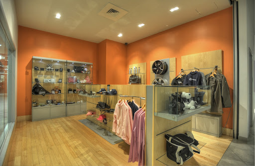 Mercedes Benz Dealer «Silver Star Motors», reviews and photos, 36-11 Northern Blvd, Long Island City, NY 11101, USA