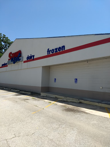 Save-A-Lot, 903 E 8th St, Coffeyville, KS 67337, USA, 