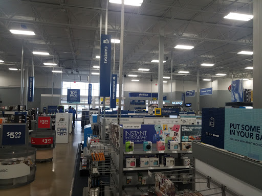 Electronics Store «Best Buy», reviews and photos, 17800 S Halsted St, Homewood, IL 60430, USA