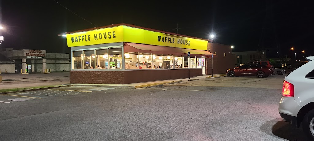 Waffle House 35901