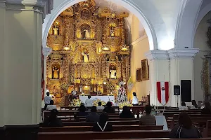 Santo Domingo Church image