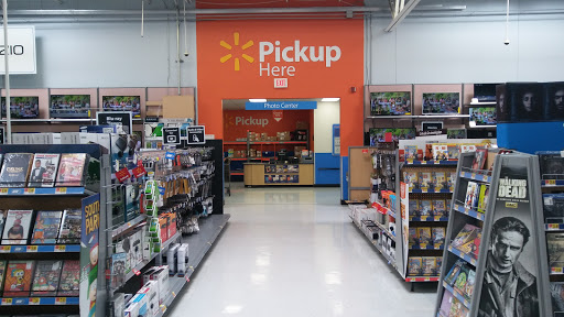 Department Store «Walmart Supercenter», reviews and photos, 3003 N Highway 61, Muscatine, IA 52761, USA