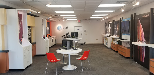 Cell Phone Store «AT&T», reviews and photos, 641 Pleasant St, Brockton, MA 02301, USA