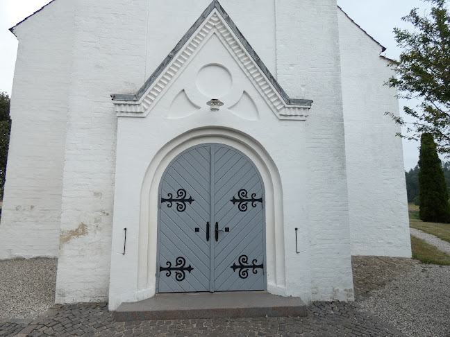 Anmeldelser af Fuglslev Kirke i Ebeltoft - Kirke
