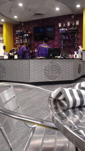 Gym «Planet Fitness - Bloomingdale, IL», reviews and photos, 152 S Gary Ave #101, Bloomingdale, IL 60108, USA