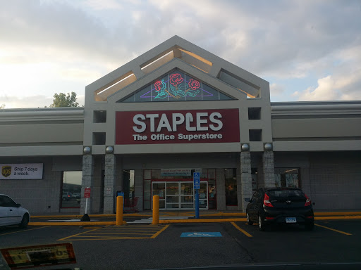 Staples, 35 Talcottville Rd, Vernon, CT 06066, USA, 