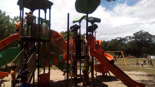 Santos Michelena Park