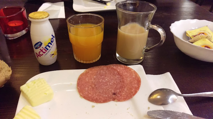 Plats et boissons hôtels Hotel Altera-Pars 50676 Cologne