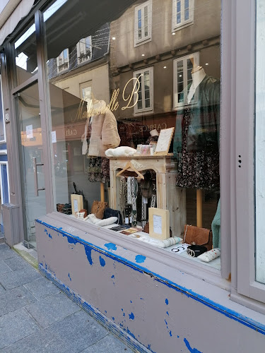 Magasin de vêtements pour femmes Mademoiselle B Quimper