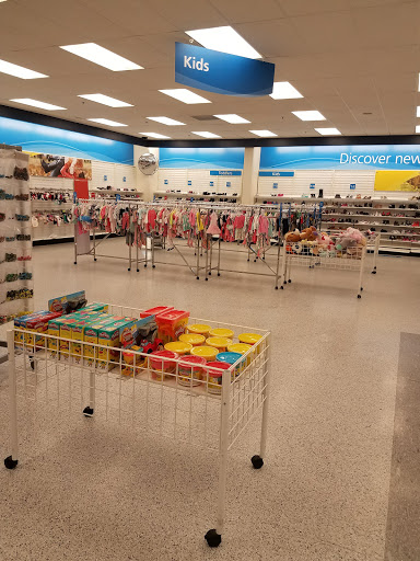 Clothing Store «Ross Dress for Less», reviews and photos, 2327 Street Rd, Bensalem, PA 19020, USA