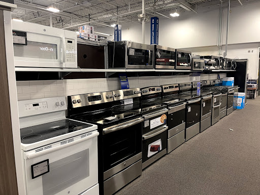 Electronics Store «Best Buy», reviews and photos, 1501 New Britain Ave, West Hartford, CT 06110, USA