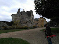 Château royal de Senlis et prieuré Saint-Maurice du Restaurant français Le Scaramouche à Senlis - n°2