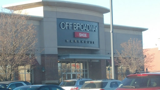 Shoe Store «Off Broadway Shoe Warehouse», reviews and photos, 4600 Shelbyville Rd #201, Louisville, KY 40207, USA