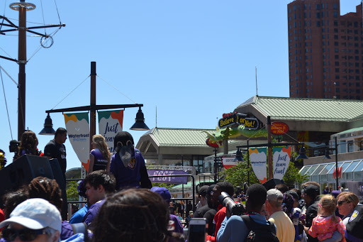 Clothing Store «Gap», reviews and photos, 200 E Pratt St, Baltimore, MD 21202, USA