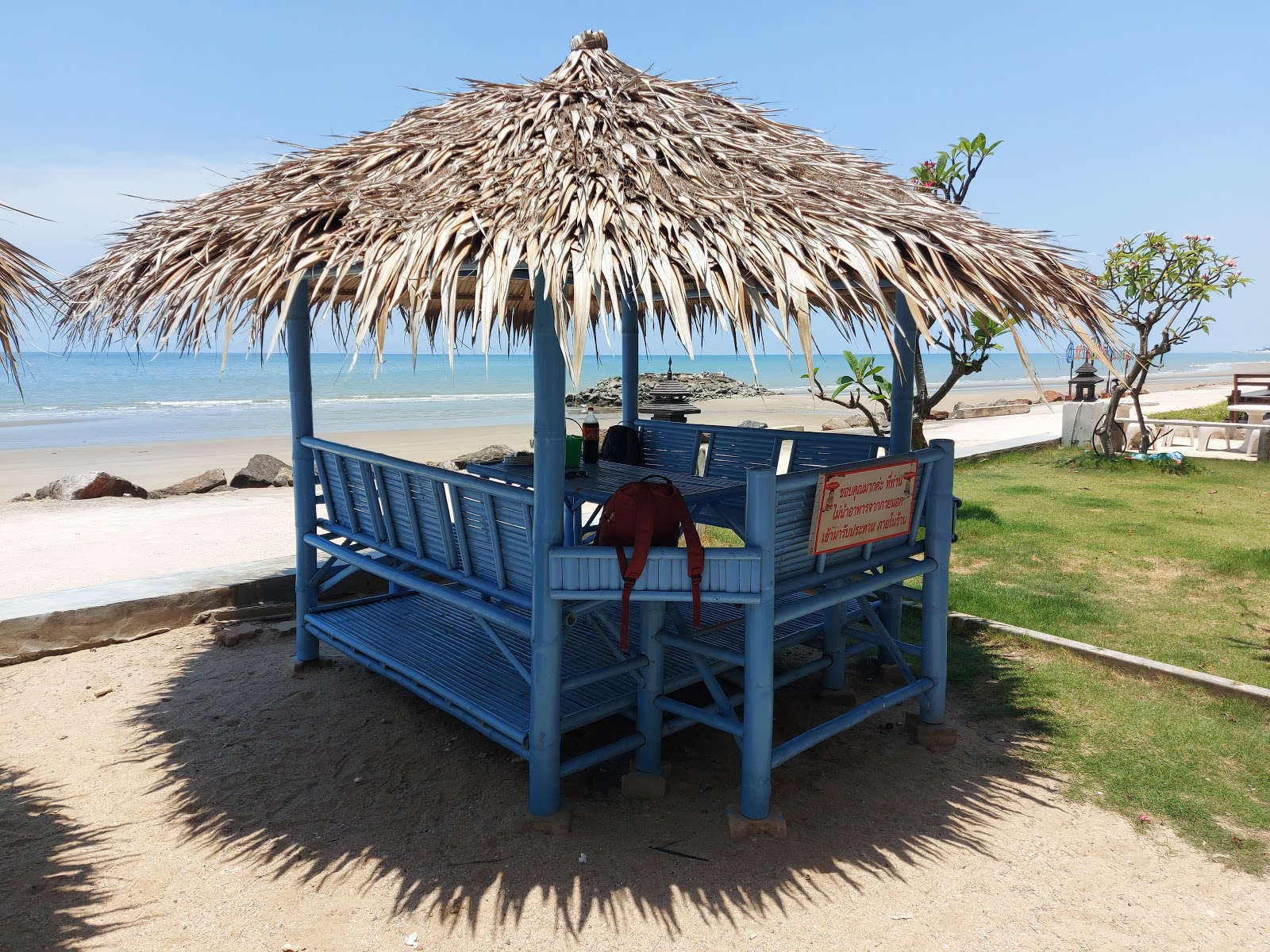 Foto von Hat Puek Tian Beach - beliebter Ort unter Entspannungskennern